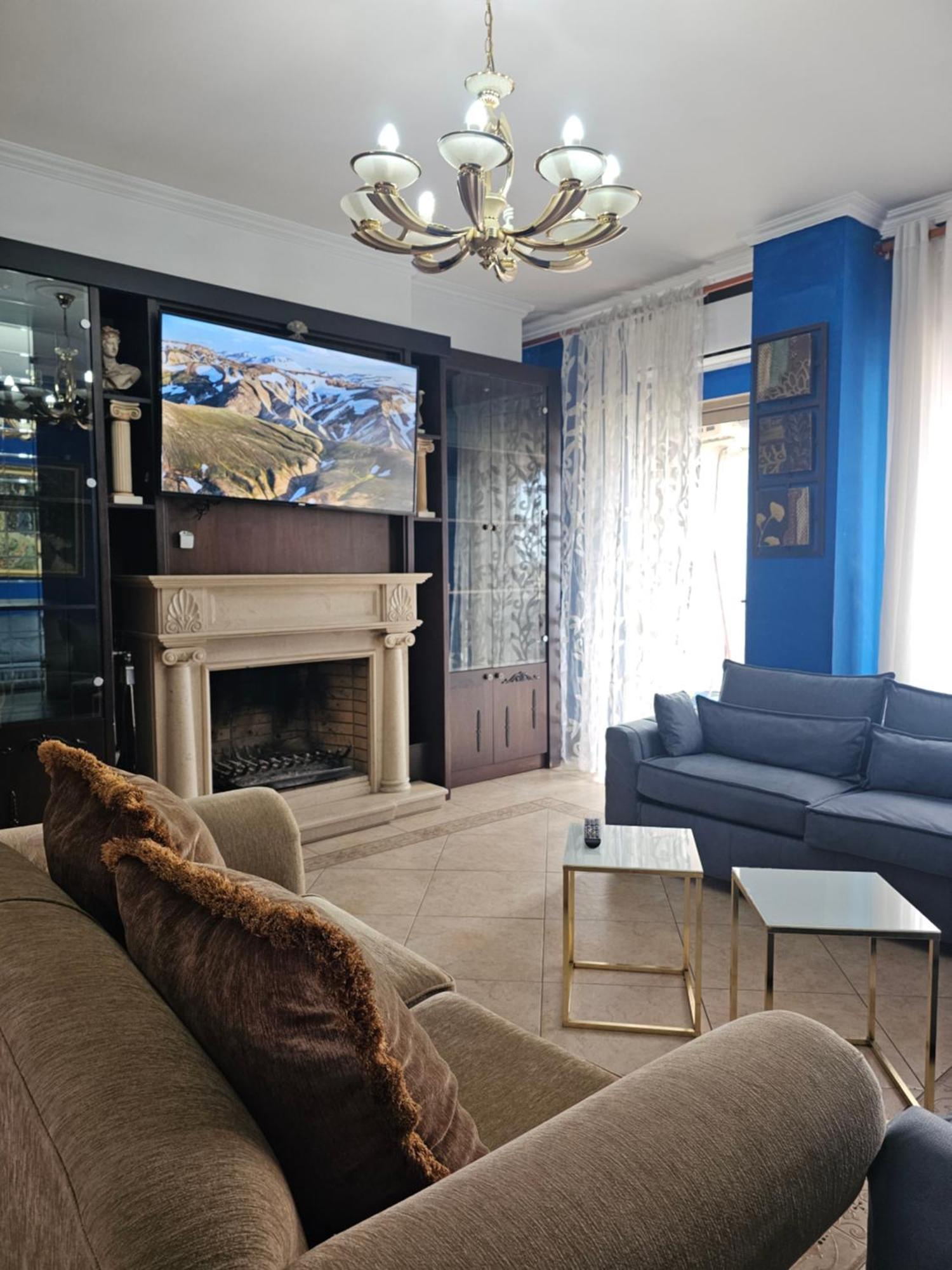Apartment Skanderbeg Square Explorer